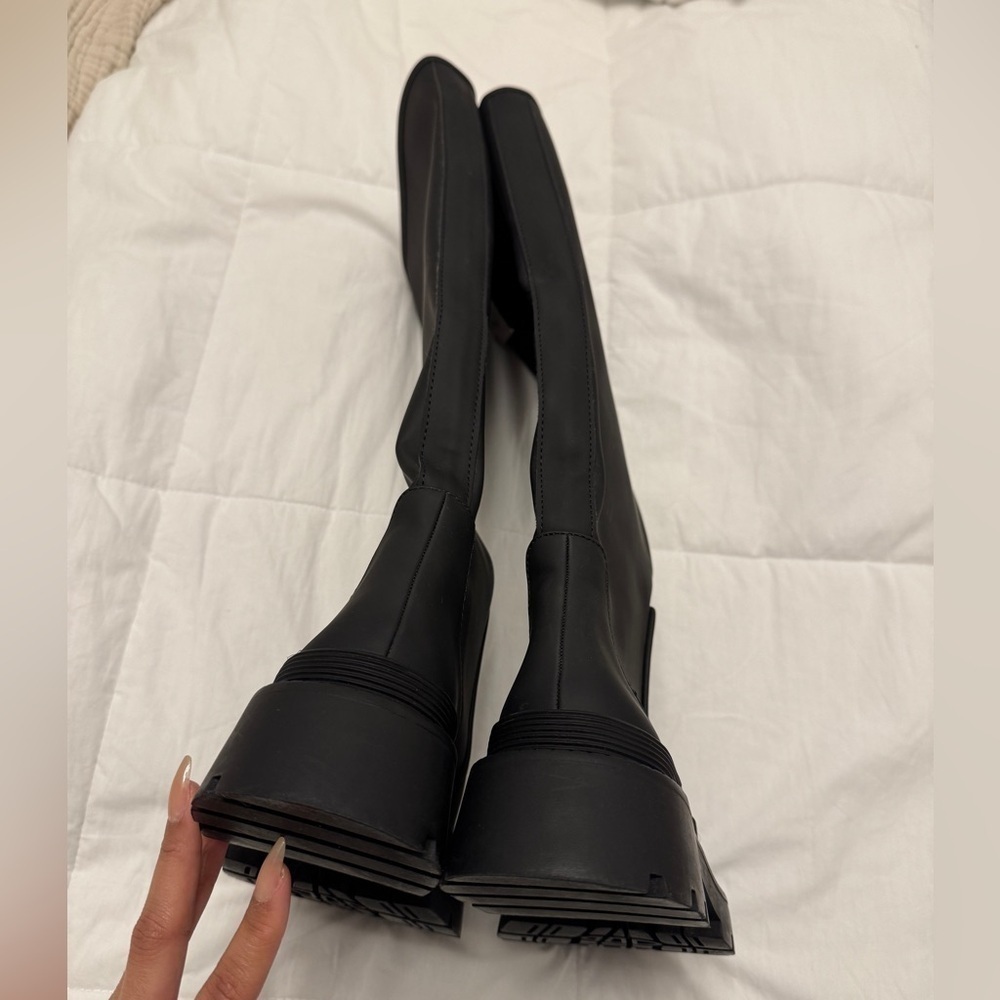 Zara Black Knee-High Rubber Boots - Picture 5 of 6